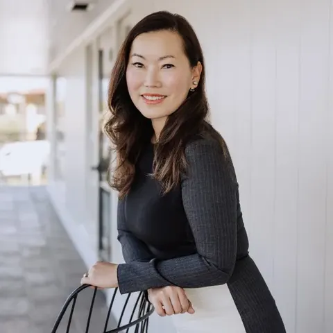 Stacy Shi, real estate agent in Aliso Viejo