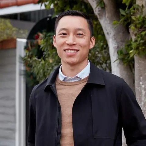 Jacky Tu, real estate agent in Santa Ana