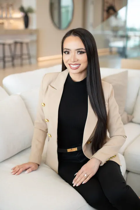 Lillian Vu, real estate agent in Newport Coast
