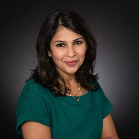 Alpana Wadhwa, real estate agent in Irvine