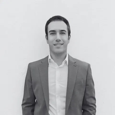 Nicholas West, real estate agent in Long Beach