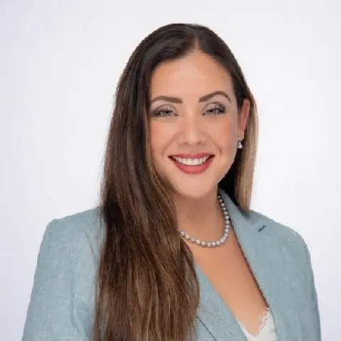Leah Wissink, real estate agent in Apple Valley