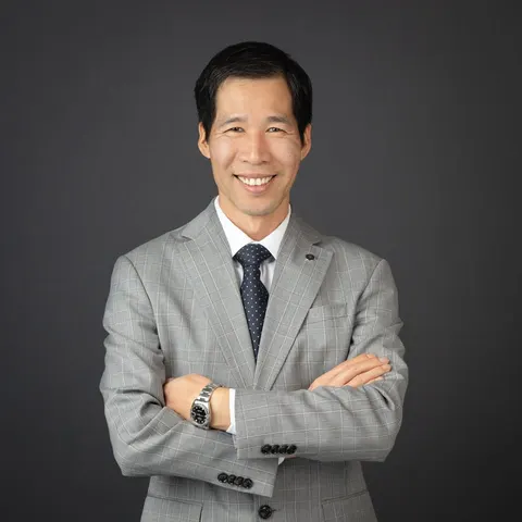 Frank Wu, real estate agent in Irvine
