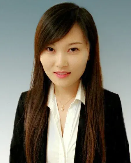 Claire Xu, real estate agent in Anaheim