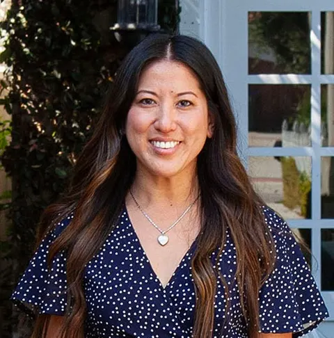 Joanna Yang, real estate agent in Los Angeles
