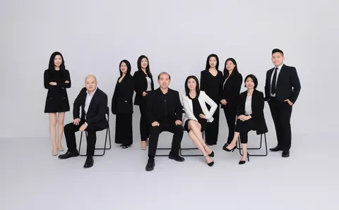 Miles Zhao, real estate agent in Irvine