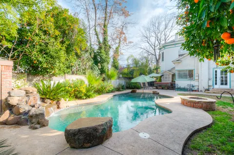 Karen Martin, real estate agent in Oroville