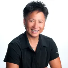 Rhonda Mah, real estate agent in Oroville