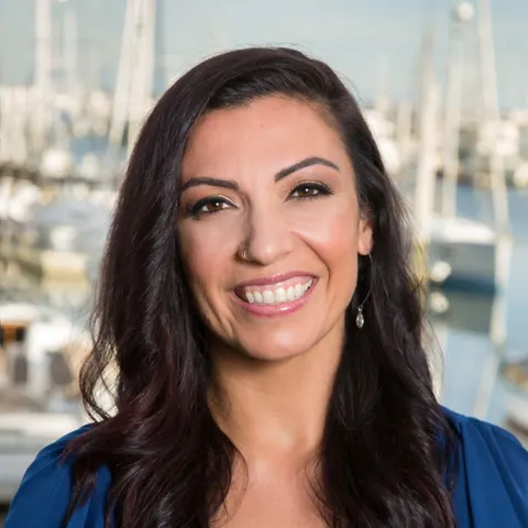 Sheerene Mehrizi, real estate agent in Oroville