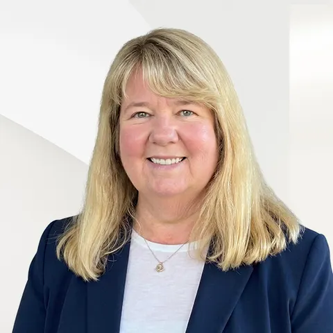 Monika Bruegl, real estate agent in Pasadena