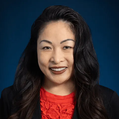 Claudia Lee, real estate agent in Los Angeles