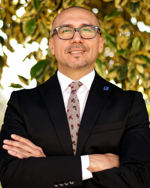 Gustavo Rojas, real estate agent in Pasadena