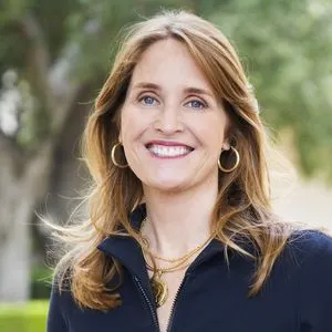 Ann Gluck, real estate agent in San Marino