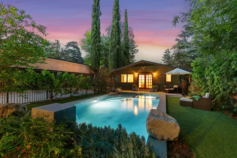 David Knight, real estate agent in Pasadena