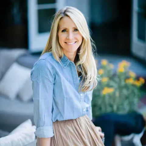 Heather Lillard, real estate agent in Pasadena