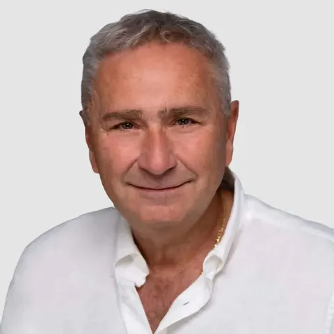 Shahe Seuylemezian, real estate agent in Pasadena