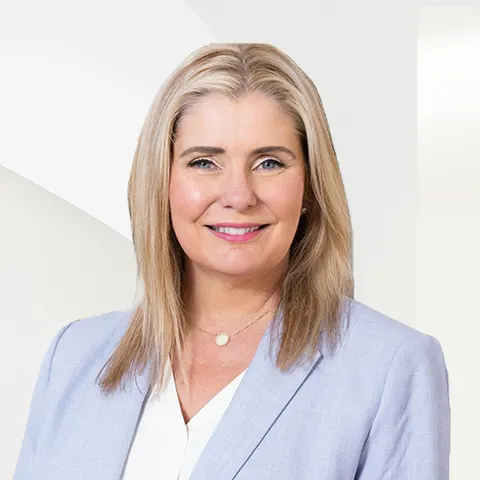 Sarah Moore, real estate agent in Pasadena