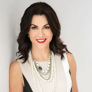 Michelle Chavoor, real estate agent in Glendale