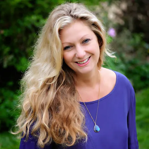 Rebecca Gilbert, real estate agent in Pasadena