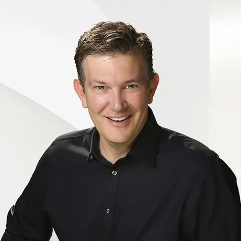 Michael Sackett, real estate agent in Pasadena