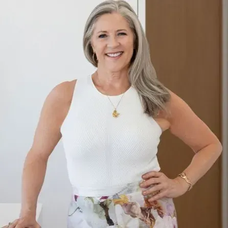 Tracy Macrum, real estate agent in Monrovia