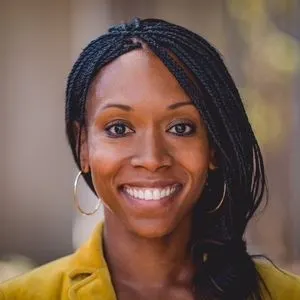 Jasmin Shupper, real estate agent in Pasadena
