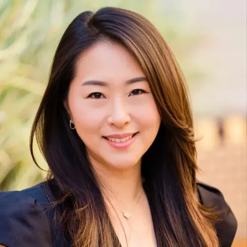 Diana Hong, real estate agent in La Canada Flintridge