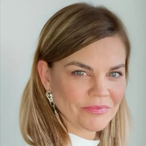 Paige Padgett, real estate agent in Pasadena
