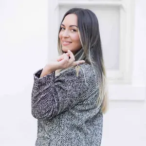 Laurann Woods, real estate agent in Chatsworth