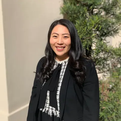 Michelle Huang, real estate agent in La Crescenta