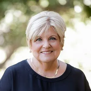 Jane Kane, real estate agent in Glendale