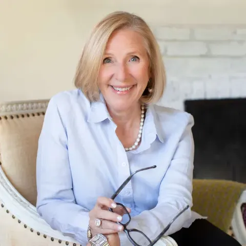 Teresa Fuller, real estate agent in Altadena