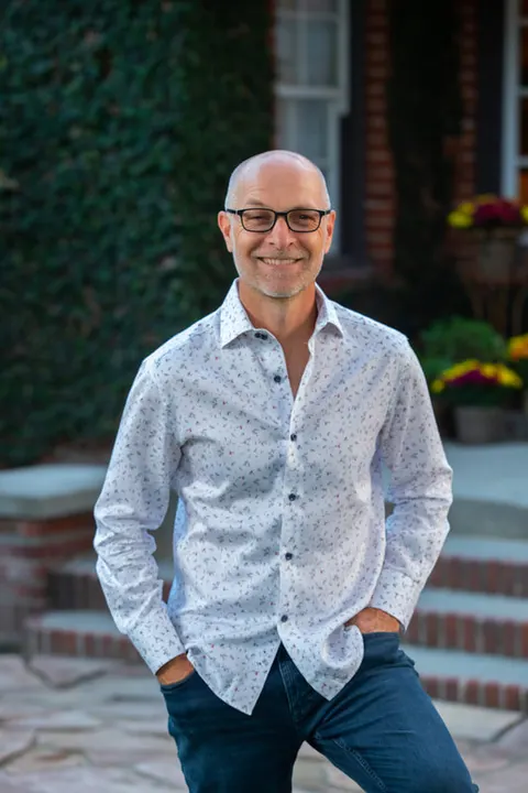 Jeremy Hardy, real estate agent in Pasadena
