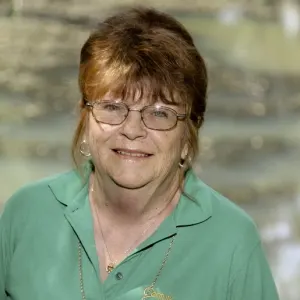 Susan Thomas, real estate agent in Paradise