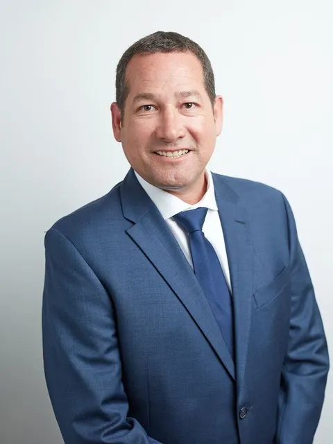 Marlon Burga, real estate agent in Anaheim
