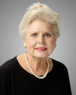 Sherry Dehart, real estate agent in Anaheim Hills