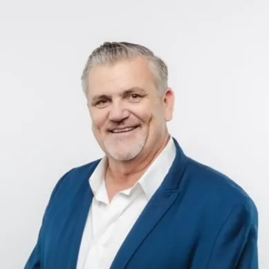 Shawn Dixon, real estate agent in Long Beach