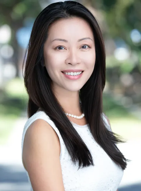 Lynne Tran, real estate agent in Los Angeles