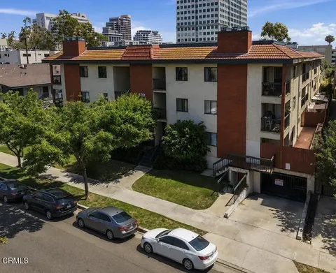 Mais Karibyan, real estate agent in Glendale