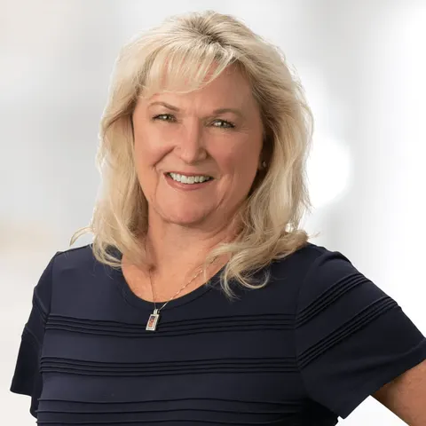 Lorie Felling, real estate agent in San Dimas