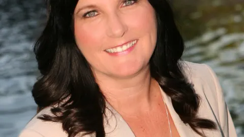 Lori Fenn, real estate agent in Yorba Linda