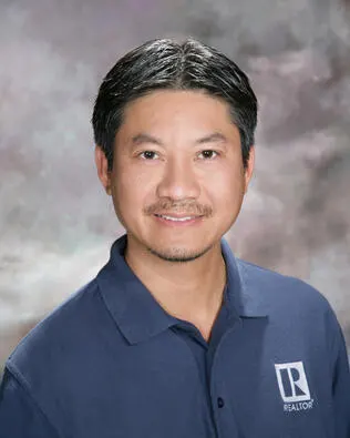 Loc Huynh, real estate agent in Anaheim
