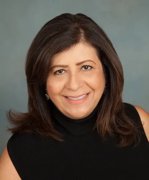 Yolanda Ponce, real estate agent in Santa Maria