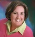 Nora Looney, real estate agent in Arroyo Grande