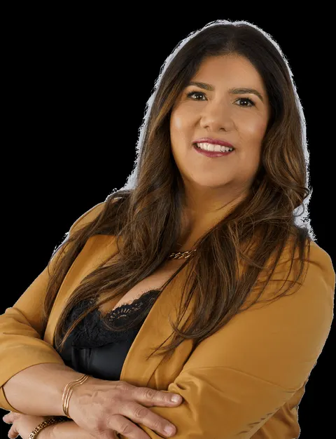 Paula Martinez, real estate agent in Santa Maria