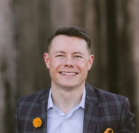 Jay Bond, real estate agent in Santa Maria