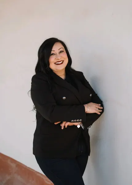 Lulu Luna, real estate agent in Santa Maria