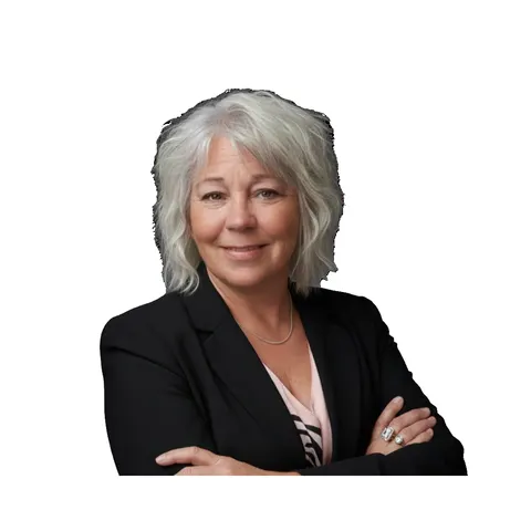 Debra Lowe, real estate agent in Paso Robles