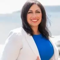 Anna Vela, real estate agent in Arroyo Grande