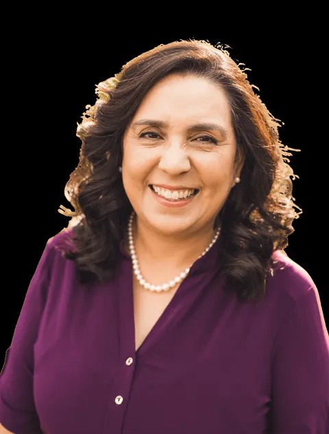 Gloria Dias, real estate agent in Santa Maria